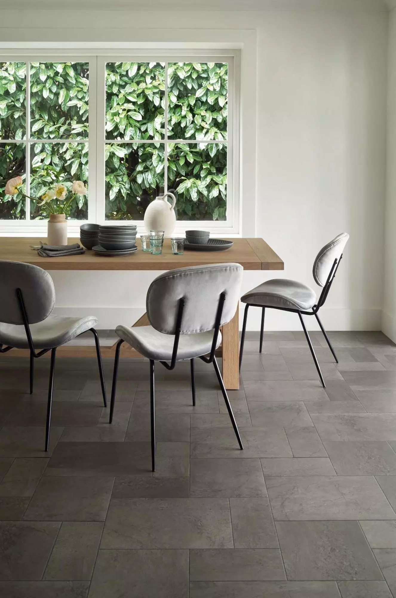 Amtico cinder pavestone