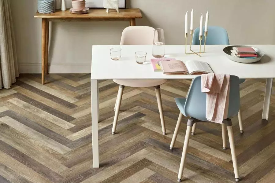 Amtico Spacia NobleOak HamptonOak HavenOakthumb