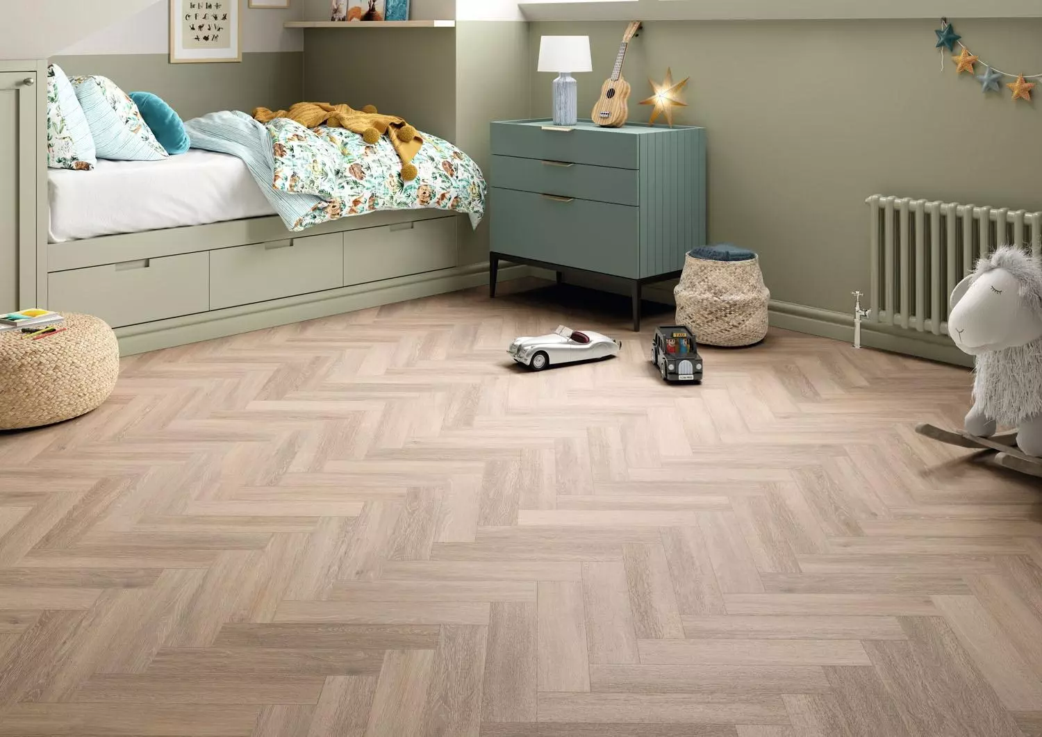 Amtico Spacia Powdered Oak