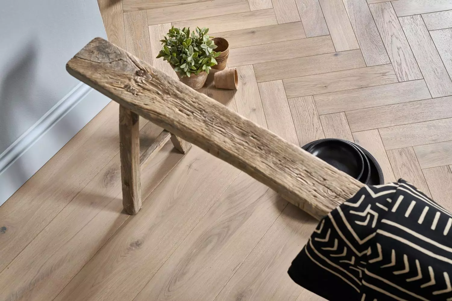 WP Harlech feather oak goodrich feather oak